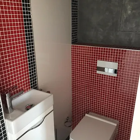 شقة In In A Quiet Location Close To The Center