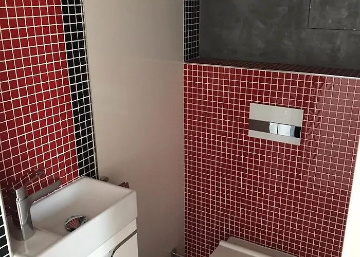 Apartman In In A Quiet Location Close To The Center